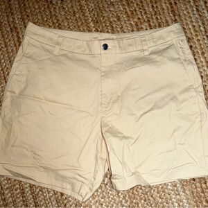 Lululemon Athletica Men's khaki shorts